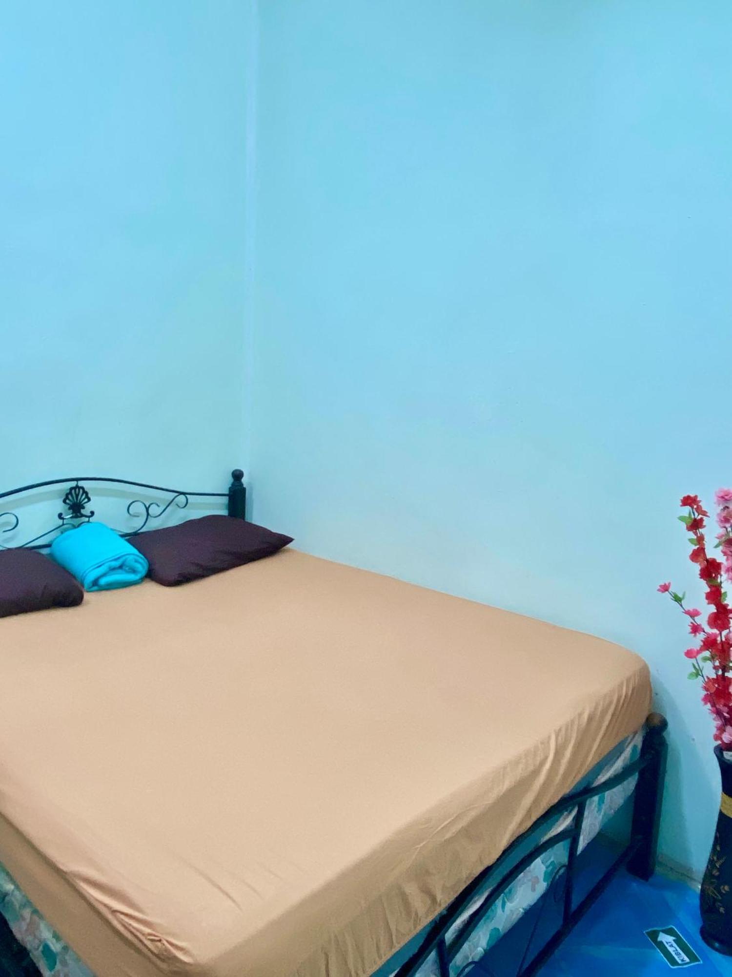 Umi Homestay Batu Buruk Kuala Terengganu Kültér fotó